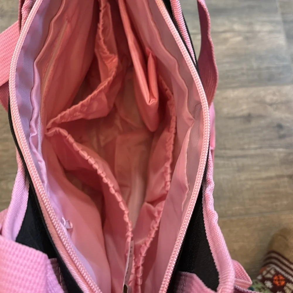 New Pink and Black Diaper Bag with‎ Zipper Closure